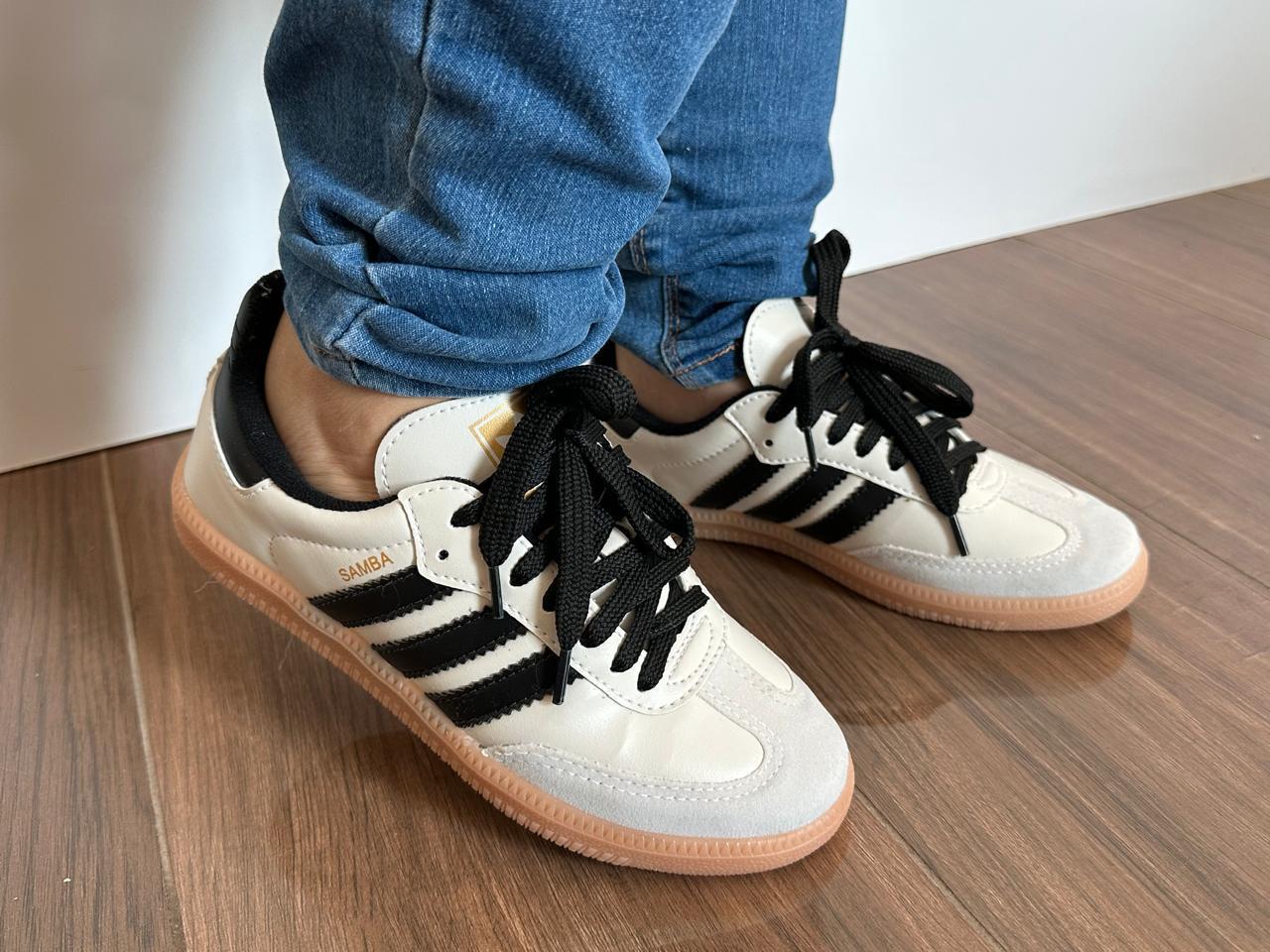 Adidas Samba OG Creme e Preto