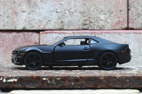 Chevrolet Camaro Alloy Diecast Car Model Toy, Carros puxados para trás, Presentes de aniversário para crianças, Coleções adultas, 2 Portas, 1:36